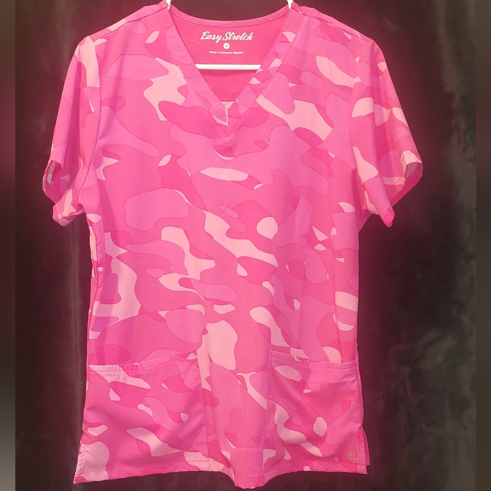 Women's Easy Stretch Size Medium Scrub Top.